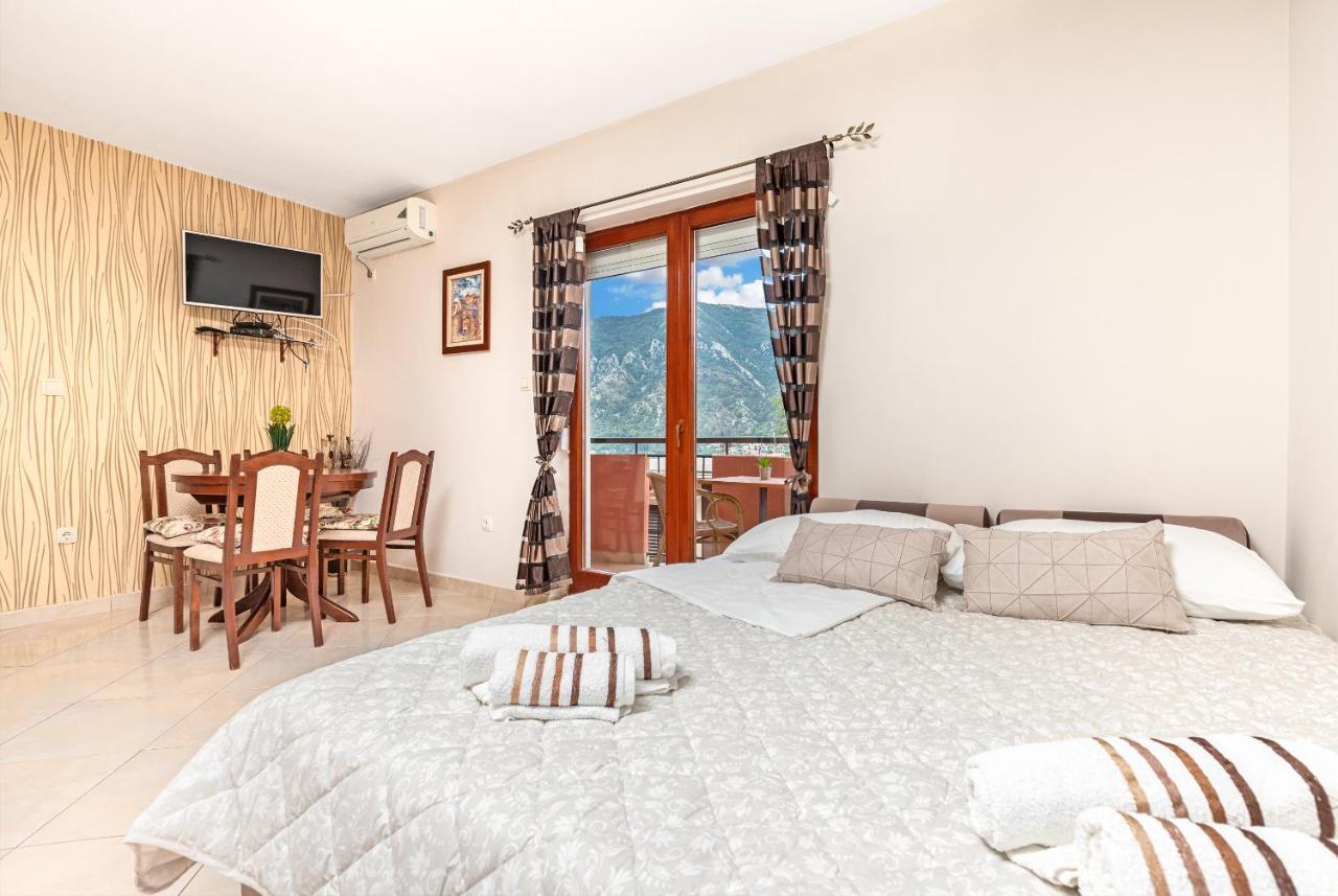 Apartments Donkovic Kotor Exterior photo