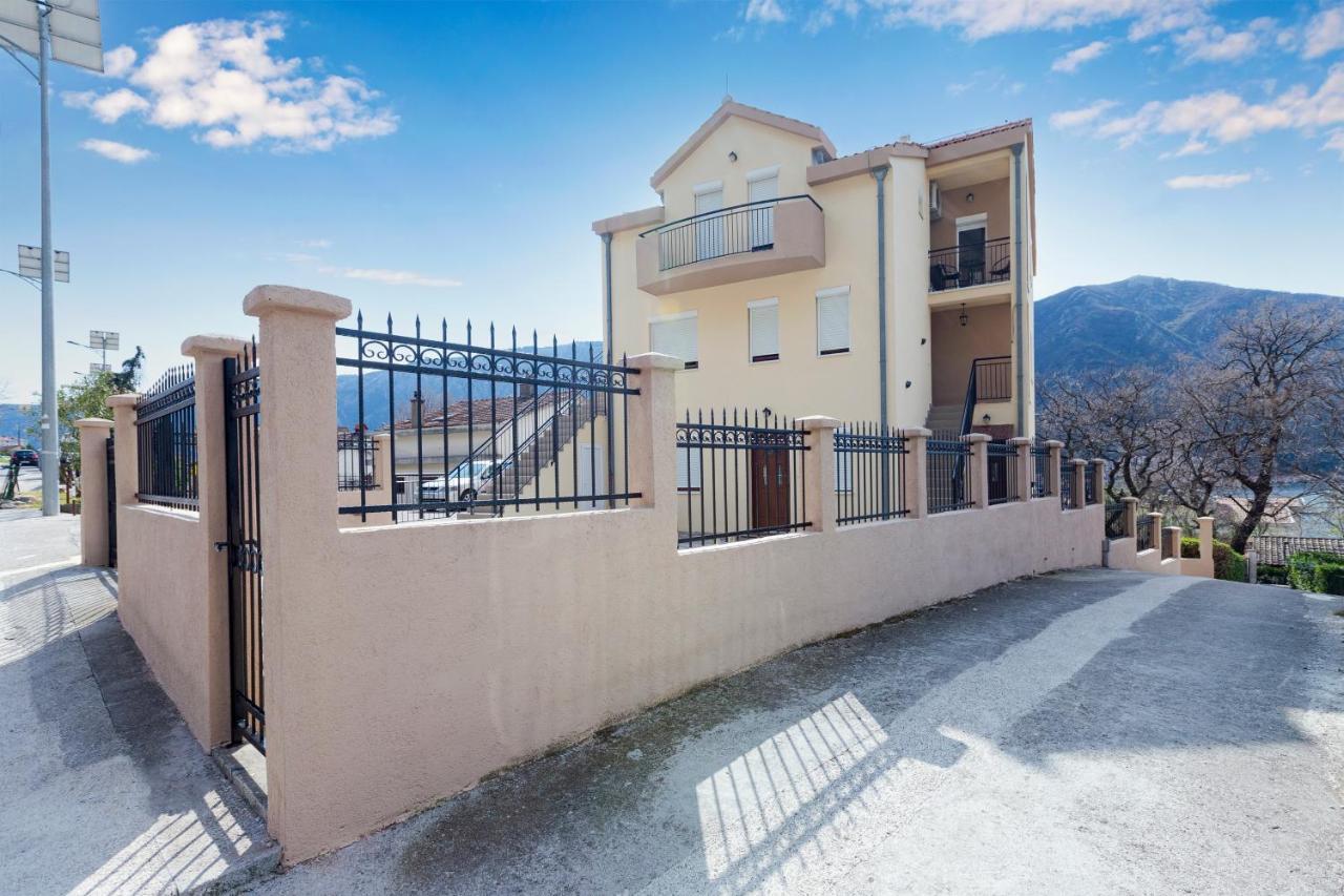 Apartments Donkovic Kotor Exterior photo