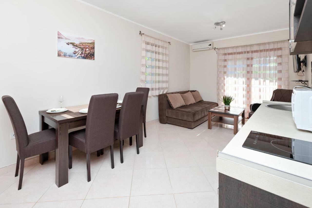 Apartments Donkovic Kotor Exterior photo