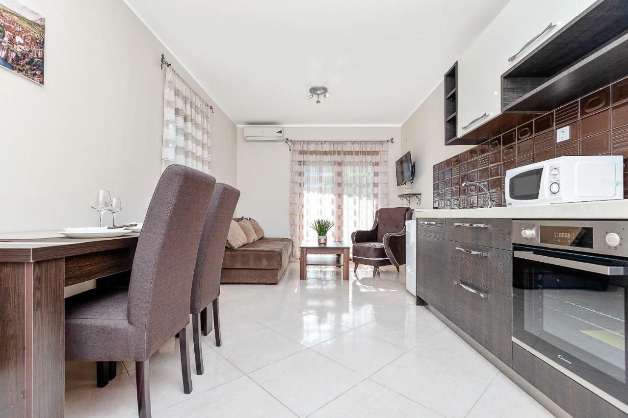 Apartments Donkovic Kotor Exterior photo